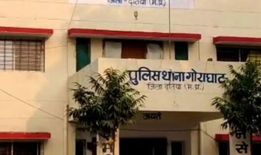 दतिया में पत्नी से दहेज में मांगे 5 लाख रुपए:मांग पूरी न होने पर घर से निकाला; पति समेत चार पर केस दर्ज