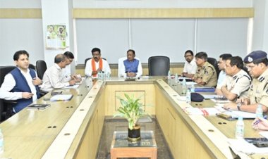 मुख्यमंत्री विष्णु देव साय ने गृह विभाग की ली समीक्षा बैठक