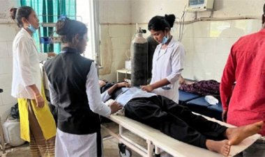 अचानक भरभराकर गिरा मार्बल, घायल हुआ कॉलेज छात्र…