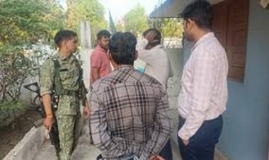 पूर्व विधायक और तेंदुपत्ता प्रबंधकों के घर एसीबी और ईओडब्ल्यू का छापा