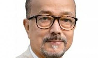 राज्यपाल डेका द्वारा राजा चक्रधर सिंह सम्मान के लिए असम नाट्य सम्मेलन को दी गई आर्थिक सहायता