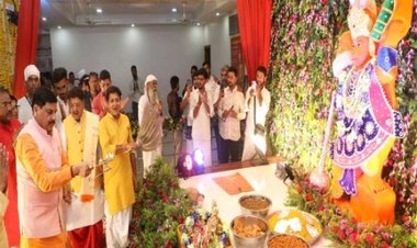 मुख्यमंत्री डॉ. यादव ने इंदौर के पितृ पर्वत पर हनुमान जी के दर्शन कर की पूजा-अर्चना