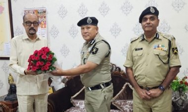 राज्यपाल डेका से सीमा सुरक्षा बल के अतिरिक्त महानिदेशक ने की भेंट