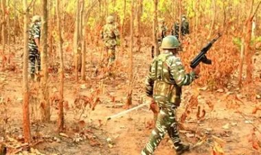 पुलिस और नक्सलियों के बीच जबरदस्त मुठभेड़