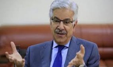 पाकिस्तान के रक्षा मंत्री ख्वाजा आसिफ़ बोले- हम पूरी तरह तैयार