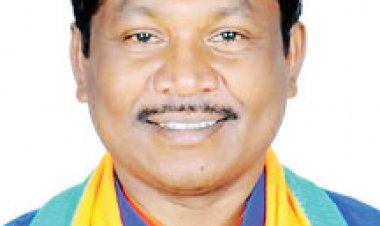 पदयात्रा के नाम पर कांग्रेस ढोंग कर रही है-महेश कश्यप