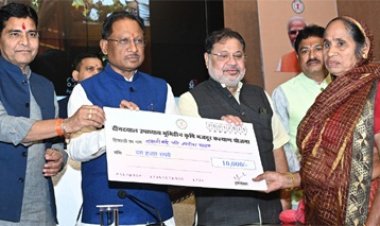 विशेष लेख : सुरक्षा और रोजगार की गारंटी के साथ बढ़ा महिला श्रमिकों का सम्मान