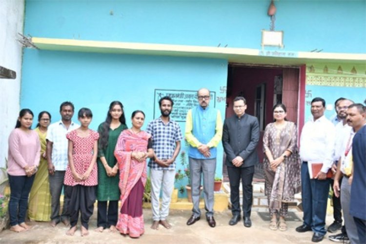 राज्यपाल को पहली बार अपने क्षेत्र में देखकर अभिभूत हुए ग्रामीण