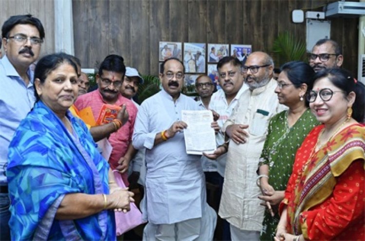 अधिकारियों-कर्मचारियों को वर्षों से लंबित ग्रेच्युटी राशि का भुगतान