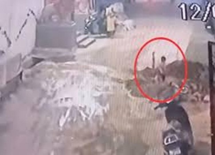 राजधानी रायपुर निगम के गड्‌ढे में डूबे 3 बच्चे...1 की मौत