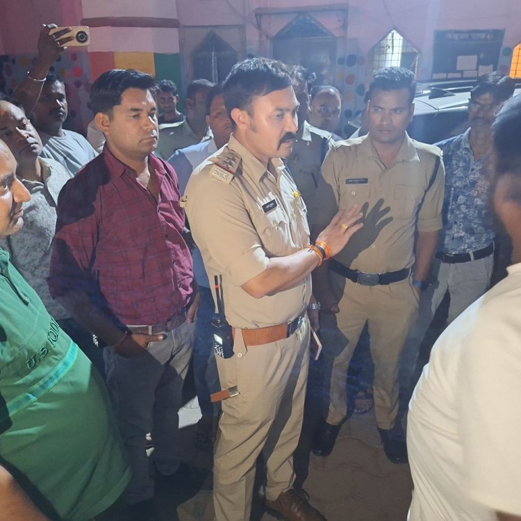 दमोह नगर पालिका में रात को दस्तावेज निकालने पर विवाद:भाजपा पार्षदों ने रोका, कर्मचारी बोले- कोर्ट केस के लिए निकाल रहे थे कागज