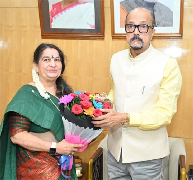 राज्यपाल डेका से कुलपति डॉ. सुश्री शर्मा ने सौजन्य भेंट की