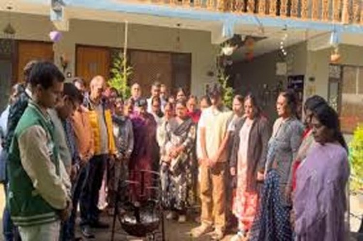 कश्मीर में फंसे छत्तीसगढ़ के 70 से ज्यादा लोग, सभी सुरक्षित