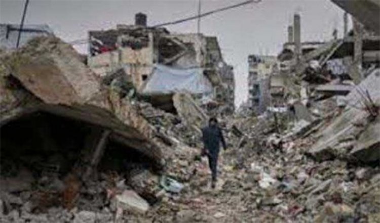 गाजा पट्टी पर इजरायली हमलों में 50 से अधिक लोग मारे गए