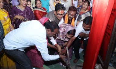वित्त मंत्री ओ.पी.चौधरी ने 3 करोड़ 69 लाख की लागत से मिट्ठुमुड़ा में तालाब संरक्षण एवं सौंदर्यीकरण कार्य का किया भूमि पूजन