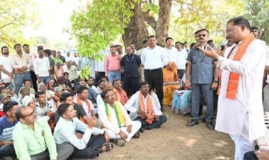 कोरिया पहुंचे CM साय, स्कूल प्रांगण में लगाया चौपाल, सौगातों की लगाई झड़ी…
