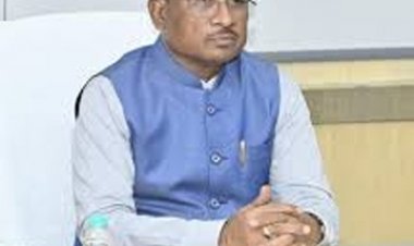 महासमुंद में बोर्ड परीक्षा परिणामों पर सख़्त रुख: मुख्यमंत्री ने जताई थी नाराजगी