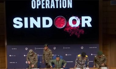 एयर मार्शल एके भारती बोले : ‘पाक सेना ने आतंकवादियों का साथ दिया, इसलिए जो भी नुकसान हुआ, वो खुद जिम्मेदार’...