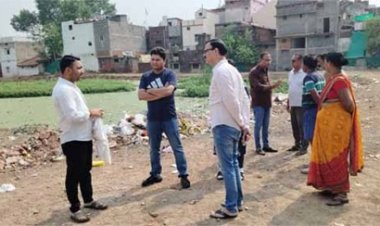 गंगा डायग्नोस्टिक हॉस्पिटल के सामने सड़क में वाहनों का पार्किंग ना हो इसका ध्यान रखें अधिकारी - आयुक्त विश्वदीप