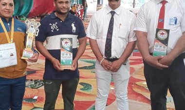 इंदौर ने जीती बेस्ट लिफ्टर चैम्पियनशिप:सीनियर में मीना शर्मा और सब जूनियर में त्रिवेणी सिलावट ने जीता खिताब
