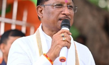झुरानदी में बिना पूर्व सूचना पहुंचे मुख्यमंत्री, चौपाल लगाकर सुनीं ग्रामीणों की समस्याएं