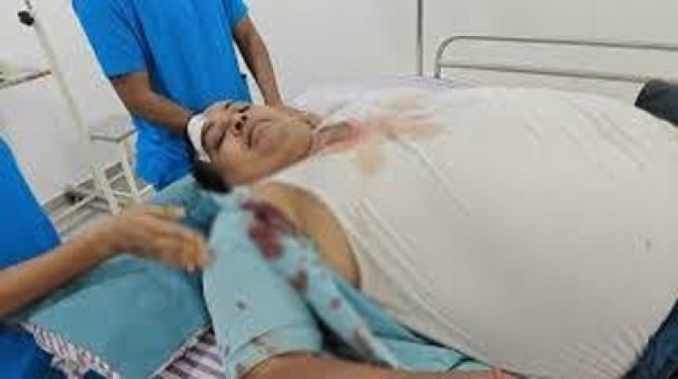 रायपुर में डॉक्टर को समझाइश देना पड़ा भारी,प्रेमी युगल ने सिर पर पत्थर मार किया गंभीर रूप से घायल