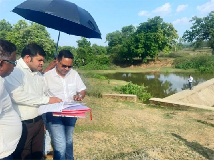सुदूर वनांचल मर्दापाल में जल संसाधन विभाग के सचिव का सघन दौरा