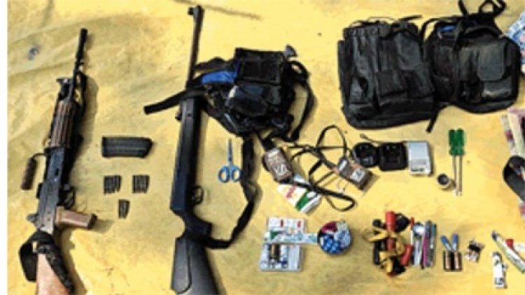 माओवादियों के कैंप पर सुरक्षाबलों की बड़ी कार्रवाई, भारी मात्रा में हथियार बरामद