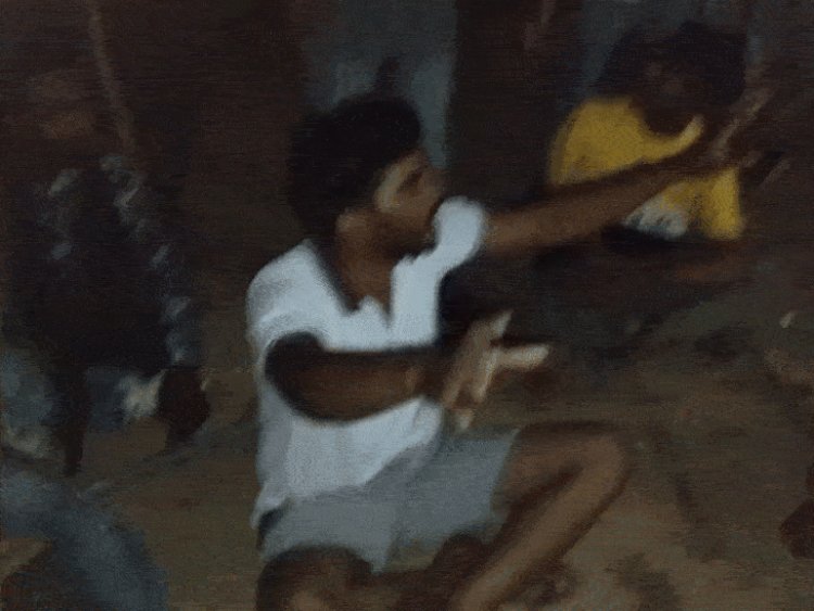 दतिया में पुराने विवाद को लेकर दलित युवकों पर हमला:फायरिंग में दो लोग घायल, बाबा साहब की मूर्ति क्षतिग्रस्त; हंगामे के बाद सात पर केस