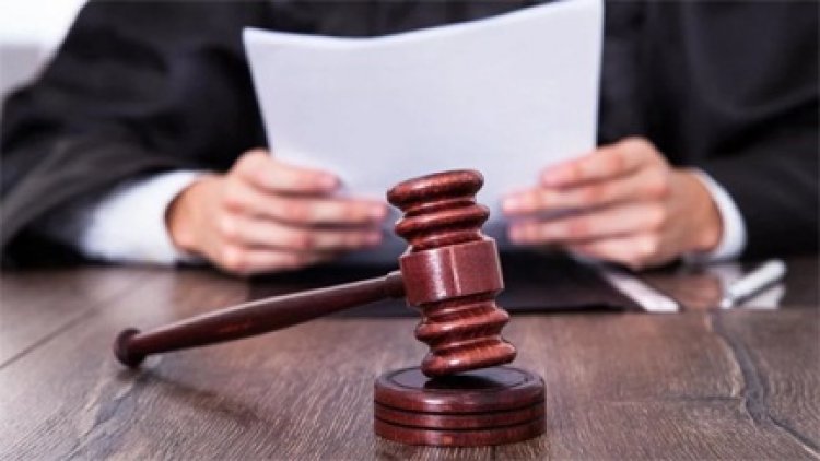 हाई कोर्ट ने आरोपी को किया बरी,‘दुष्कर्म पीड़िता सरकारी अधिकारी है, समझ सकती है अपना अच्छा-बुरा’