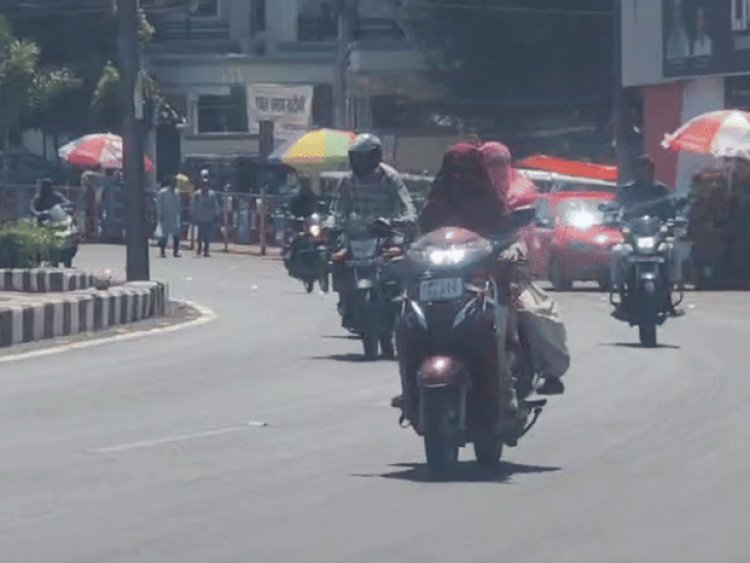 इंदौर में आज सामान्य रहेगा मौसम:बूंदा-बांदी के आसार, उमस से बढ़ी परेशानी; अबतक 5 इंच गिर चुका है पानी