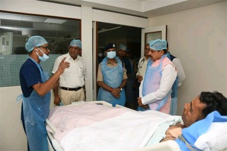 मुख्यमंत्री डॉ. यादव मिले मॉक ड्रिल में घायल जवानों से