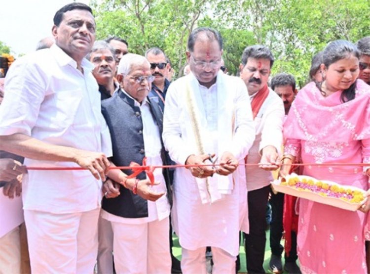 मुख्यमंत्री विष्णु देव साय ने किया अटल विहार योजना अंतर्गत 226 आवासों का लोकार्पण