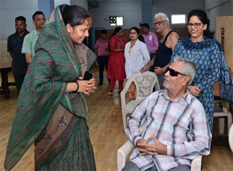 बुजुर्गों के सम्मान और कल्याण के लिए साय सरकार है प्रतिबद्ध: मंत्री लक्ष्मी राजवाड़े