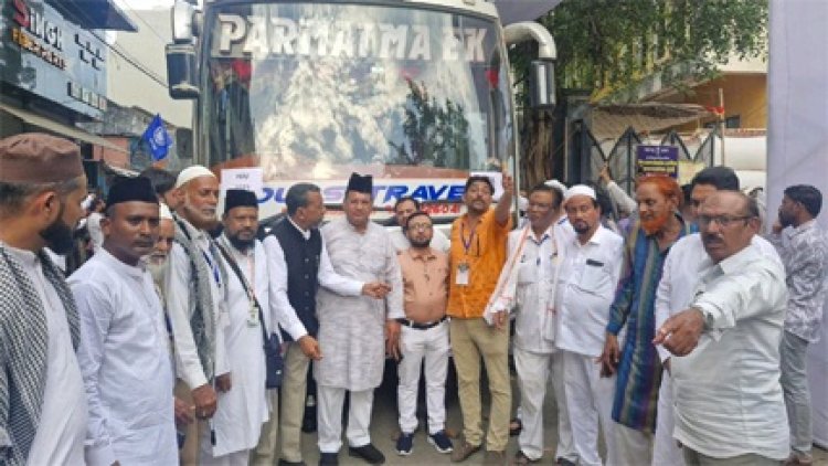 राज्य के 359 हाजी सफर-ए-हज के लिए हुए रवाना