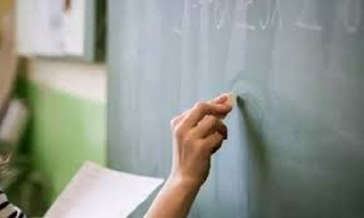 राजनांदगांव जिले के ग्रामीण विद्यालयों में शिक्षकों की कमी से पढ़ाई और रिजल्ट प्रभावित