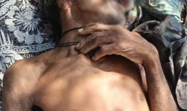 कुल्हाड़ी से हमला कर बुजुर्ग की हत्या