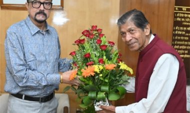 राज्यपाल डेका से पूर्व मंत्री कंवर ने की सौजन्य भेंट