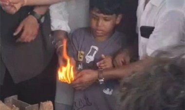 शहीद ASP का अंतिम संस्कार, बेटे ने दी मुखाग्नि