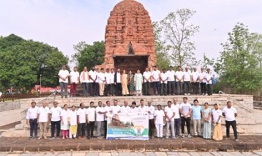 पुरातात्विक और ऐतिहासिक नगरी सिरपुर में जिला स्तरीय ग्यारहवां अंतरराष्ट्रीय योग दिवस कार्यक्रम हुआ आयोजित