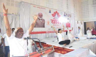 अंतरराष्ट्रीय योग दिवस पर छत्तीसगढ़ में उमड़ा जनसैलाब, हर जिले में हुआ सामूहिक योगाभ्यास