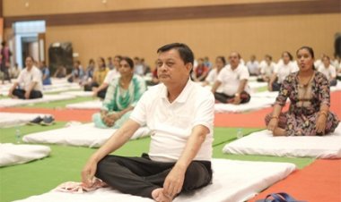 कैबिनेट मंत्री देवांगन ने आमजनों से योग को जीवन का अभिन्न अंग बनाने का किया आह्वान