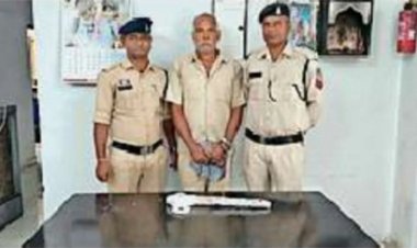 पति ने कुल्हाड़ी मारकर कर दी पत्नी की हत्या