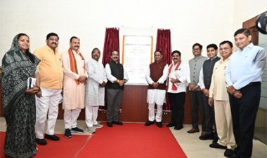 मुख्यमंत्री विष्णु देव साय ने किया मंत्रालय के पंचम तल में नवीन सभागार का लोकार्पण