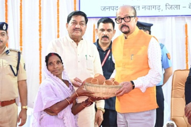 गोद लिए ग्राम टेमरी में राज्यपाल रमेन डेका का प्रेरक प्रवास - जनसंवाद, विकास और जनभागीदारी की मिसाल