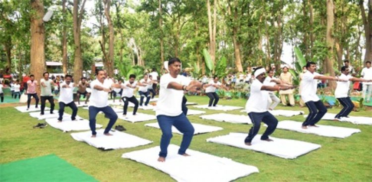 ’योग स्वस्थ समाज का आधार है, इसे जीवन का हिस्सा बनाएं - वनमंत्री  केदार कश्यप’