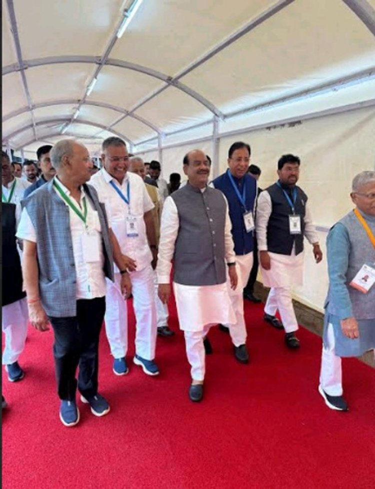 प्राक्कलन समिति के अध्ययन दौरे पर मुंबई में रायपुर सांसद बृजमोहन