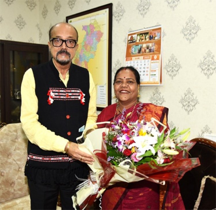 राज्यपाल डेका से बारले ने की सौजन्य भेंट