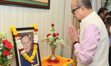 हमने सच्चे राष्ट्र सेवक, संवेदनशील प्रशासक और एक महान व्यक्ति को खो दिया है- रमेन डेका