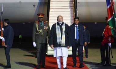 मोदी, राष्ट्रपति नंदी-नदैतवा के निमंत्रण पर नामीबिया पहुँचे